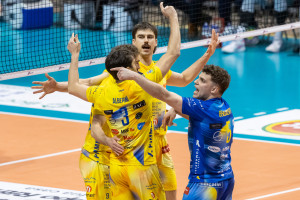 I giocatori di Prata festeggiano