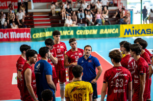 Un time-out di Ravenna, Francesco Mollo parla ai suoi