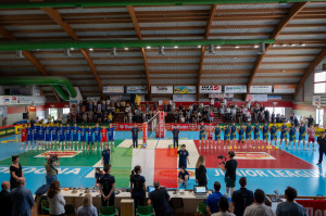 Risuona l'Inno italiano al Palasport di Ozzano