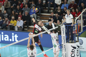 Clevenot in attacco