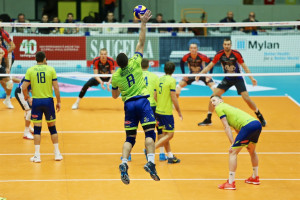 N'Gapeth servizio