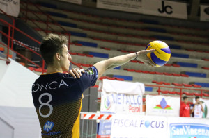 Zonca pronto a battere
