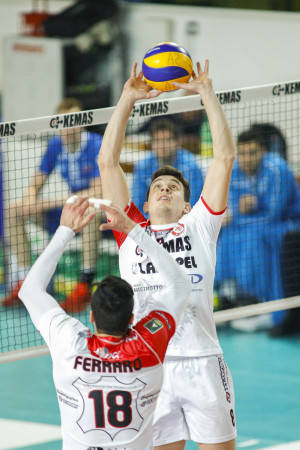 Cr&ograve; al palleggio