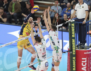 Kaziyski in attacco