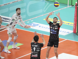 Falaschi al palleggio