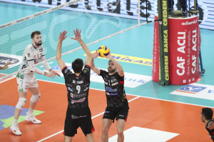 Falaschi in palleggio