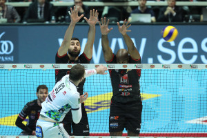 Kovacevic, Sokolov e Simon