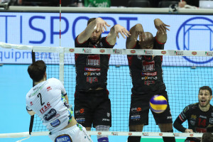Sokolov e Simon: Russell non passa