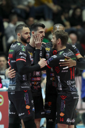 Bruno festeggia Diamantini