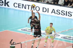 Travica al palleggio