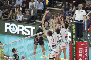Louati in attacco