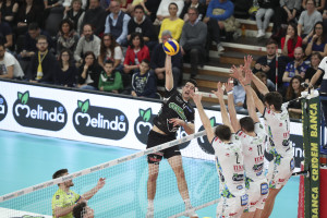 Louati in attacco