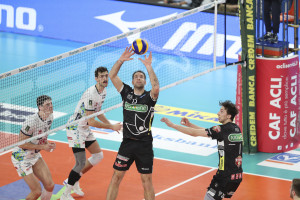 Palleggio di Travica