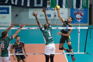 Attacco Castellana Grotte