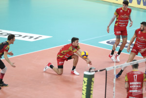Defalco in ricezione