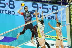 Galassi attacco