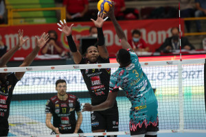Attacco Vernon-Evans, muro Leal