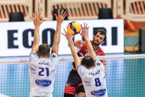 Attacco Russel Piacenza