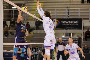 ATTACCO KOZAMERNIK MURO TOP VOLLEY