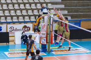 Fumero e Breuning a muro su Tallone