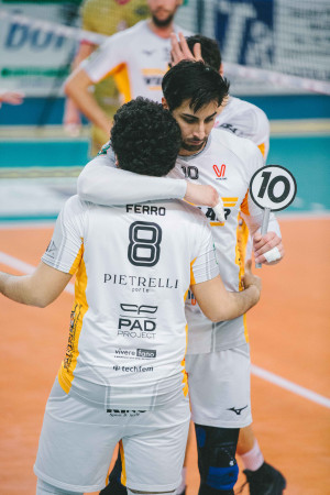 Ferro su Ferraro