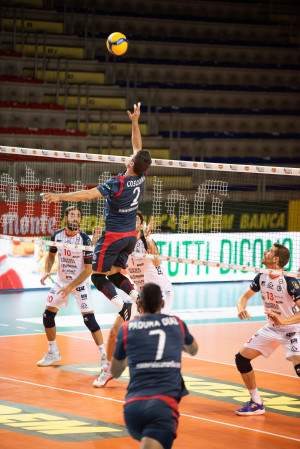 Manuel Coscione in acrobazia