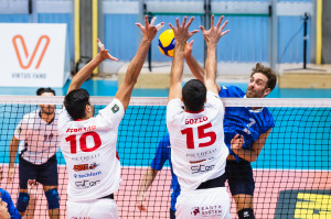 Muro Ferraro e Gozzo su attacco di Garofalo
