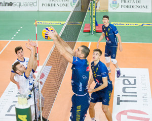 Contrasto Yordanov