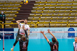 Lugli in attacco