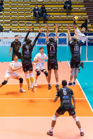 Morelli in attacco