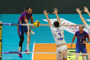 Grozer attacco