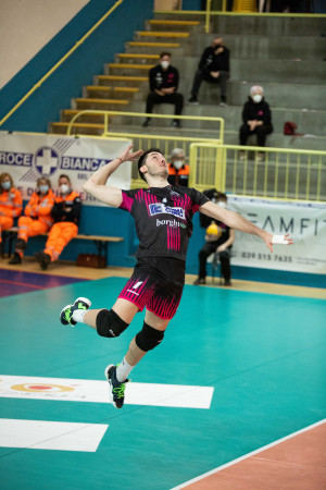 MItkov al servizio