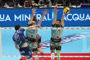 Daniele contro il muro di Perugia