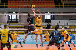 Remo prova il pallonetto