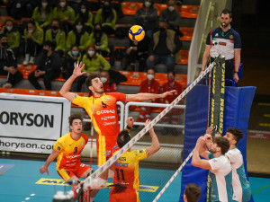 Attacco Sesto