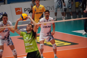 Bellucci in palleggio