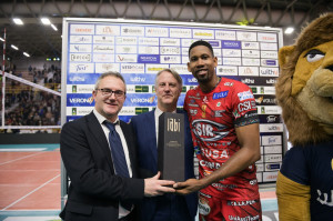 Leon MVP