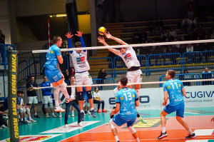 Mozzato, proteso a muro, per contrastare Link