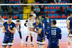 Corrado incita i suoi