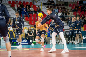 Mozic in azione