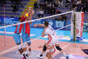 Mani out su Randazzo
