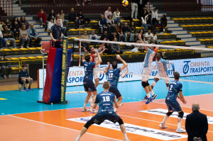 Pinelli in palleggio