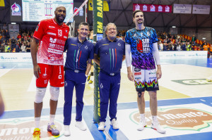 I due capitani; Simon e Giannelli