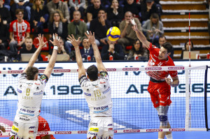 Attacco Efe Mandiraci
