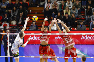 Attacco Oleh Plotnytskyi