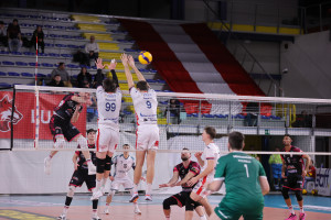 Pinali supera il muro Emma Villas Codyeco