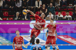 Attacco di Joris Seddik. 