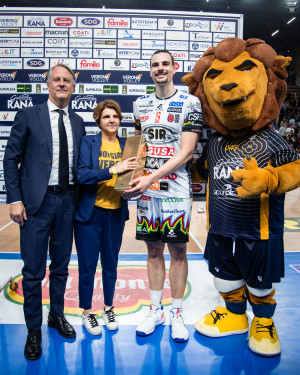 Giannelli MVP