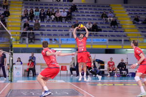 Lusetti in palleggio