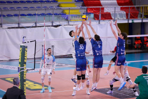Battaglia sotto rete